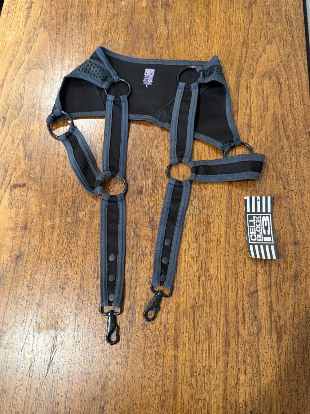 Title: CellBlock 13 Men’s Black Gray Harness Size Large NWT